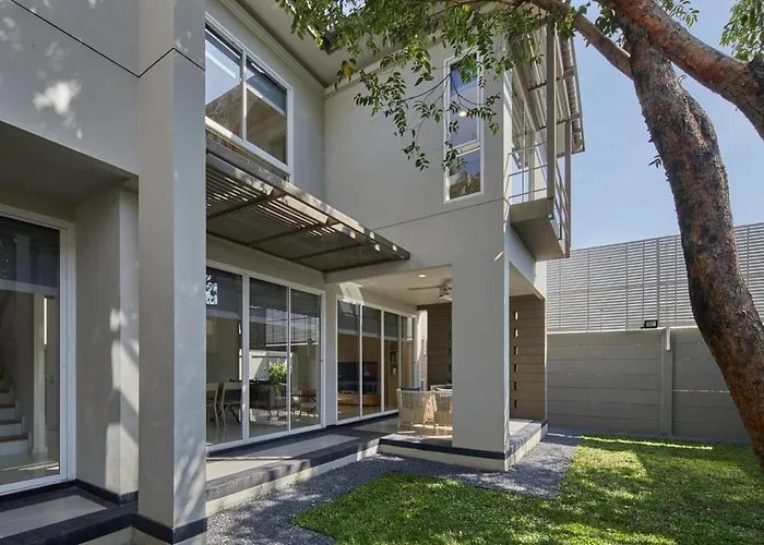 Villa 3 Bedrooms Courtyard Style - Bnp85