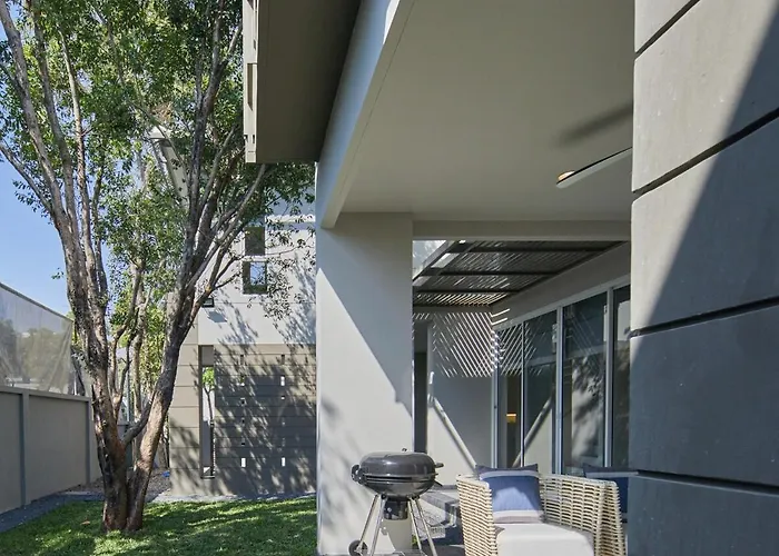 Villa 3 Bedrooms Courtyard Style - Bnp85